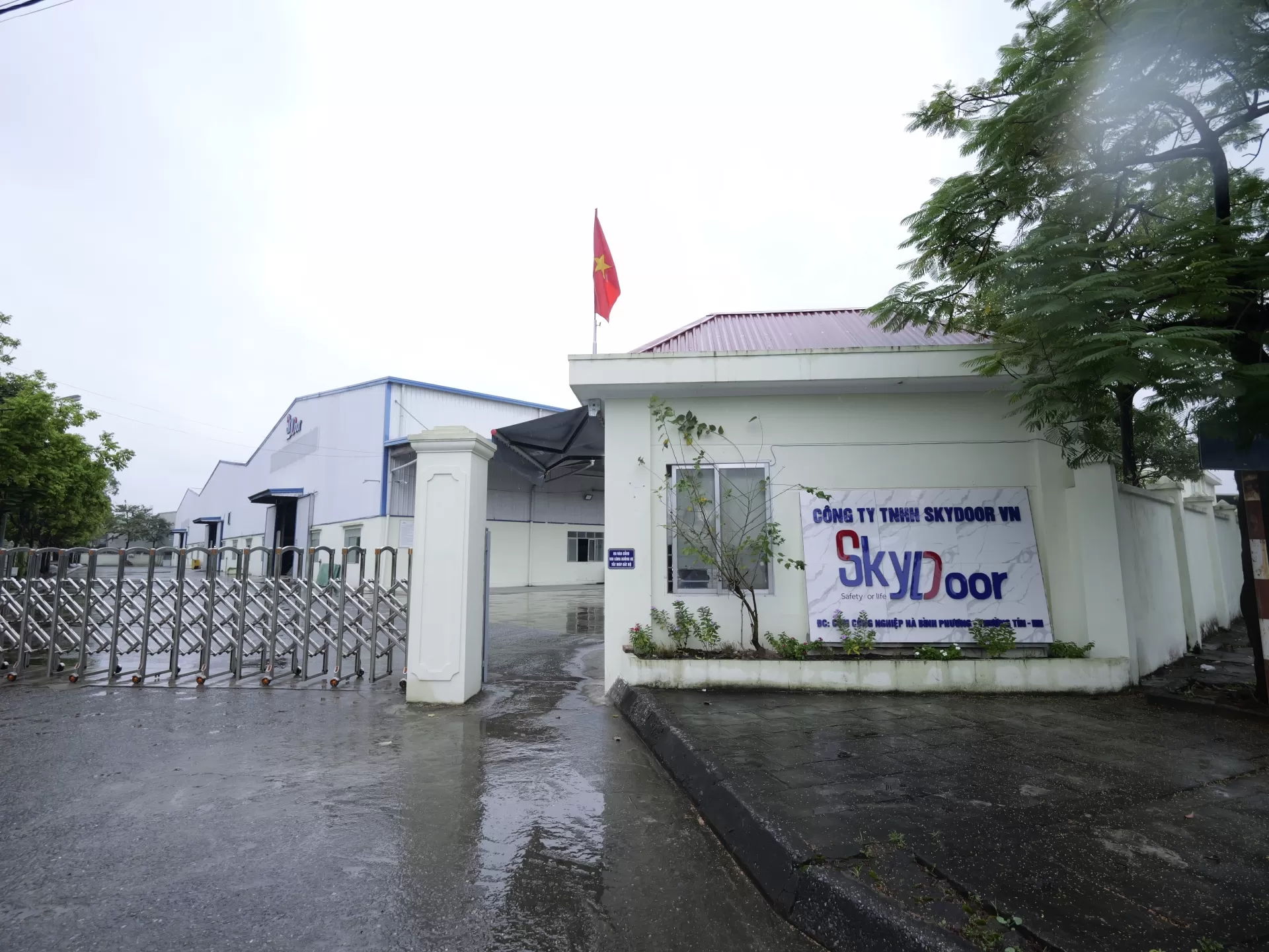 Cửa cuốn thép, nhôm, cửa cuốn nhanh