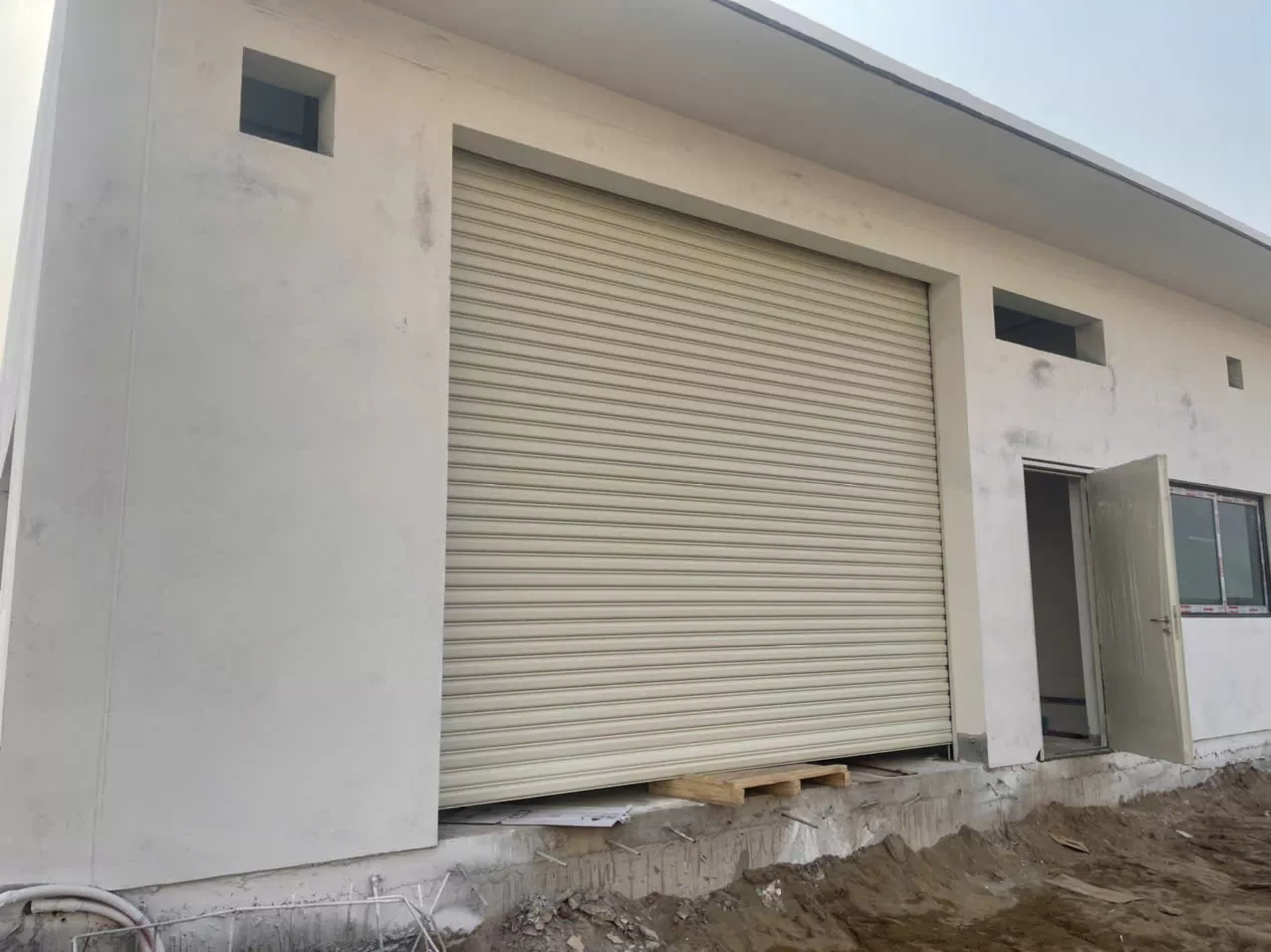 Cửa cuốn thép, nhôm an toàn, siêu trường